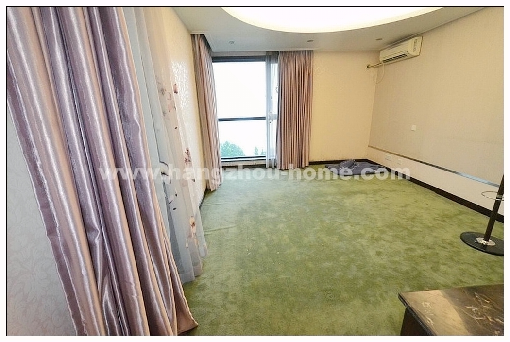 Bedrooms-2nd Bedroom