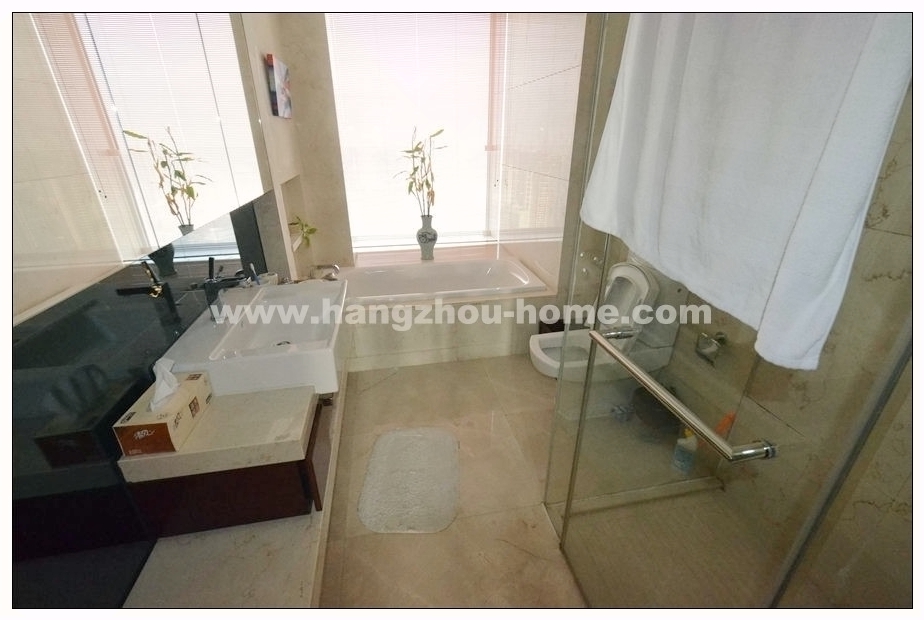Bathrooms-Master Bathroom