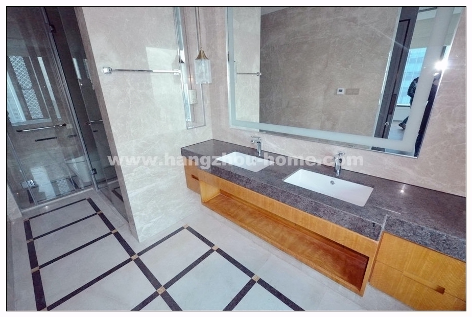 Bathrooms-2nd Bathroom