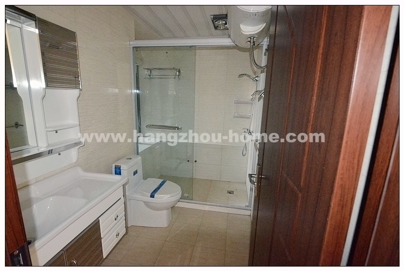 Bathrooms-Master Bathroom