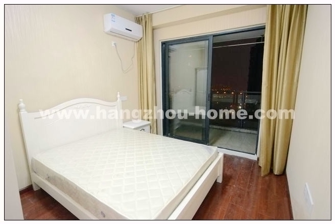 Bedrooms-Master Bedroom