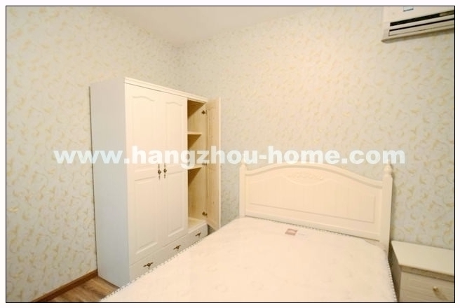 Bedrooms-Master Bedroom