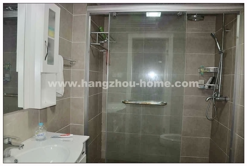 Bathrooms-Master Bathroom