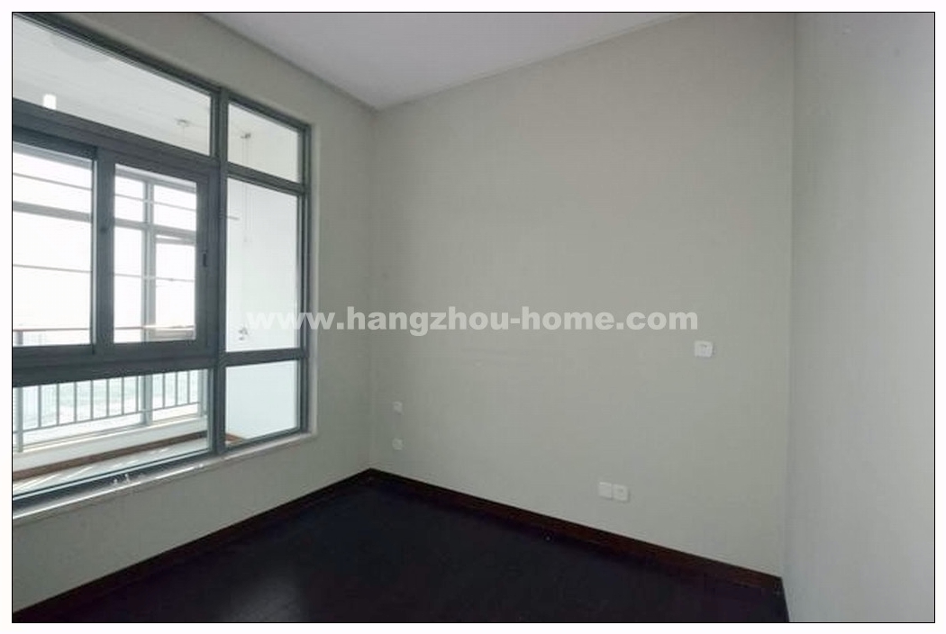 Bedrooms-2nd Bedroom