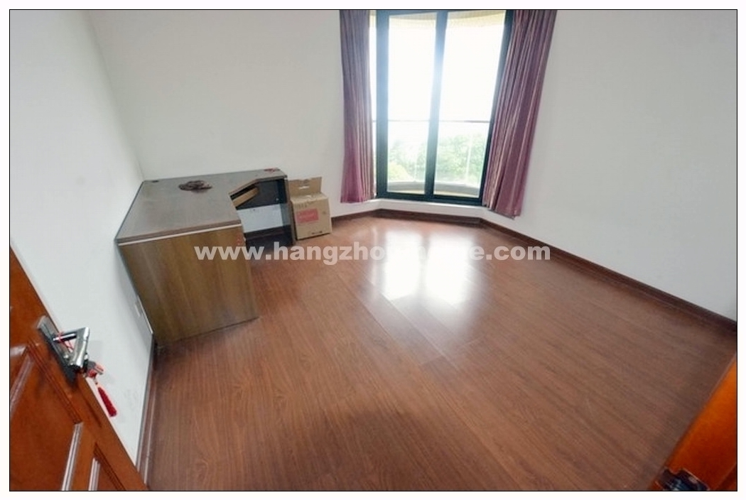 Bedrooms-2nd Bedroom