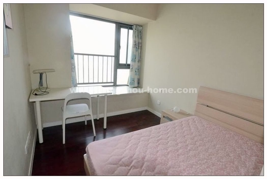 Bedrooms-2nd Bedroom