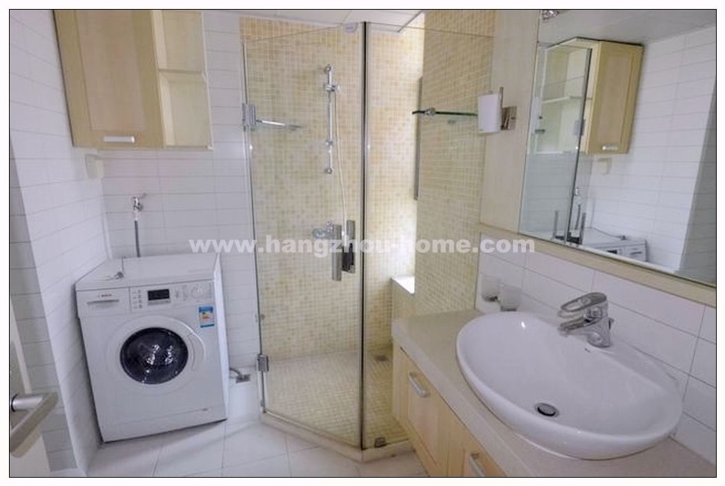 Bathrooms-2nd Bathroom