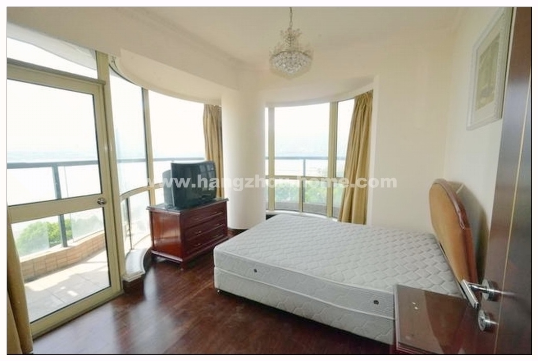 Bedrooms-2nd Bedroom