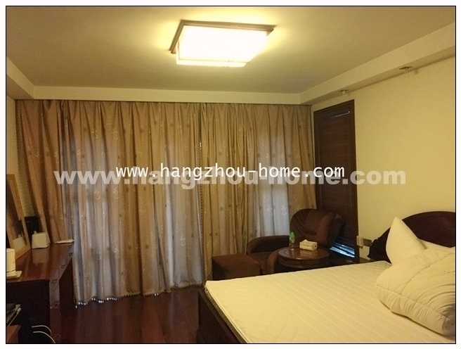Bedrooms-Master Bedroom