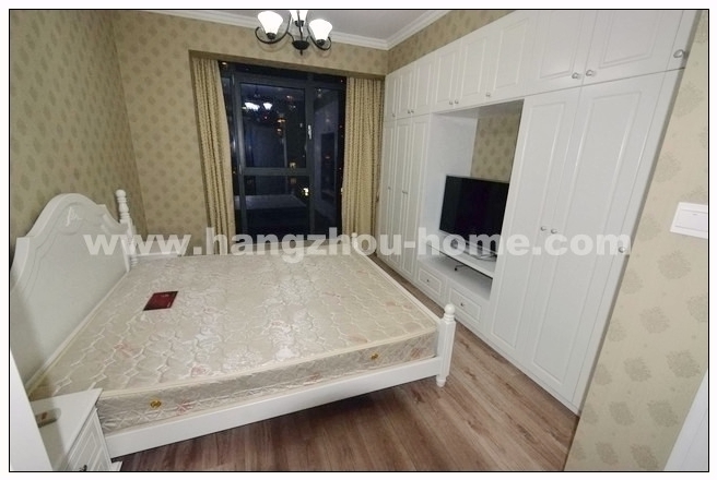 Bedrooms-Master Bedroom