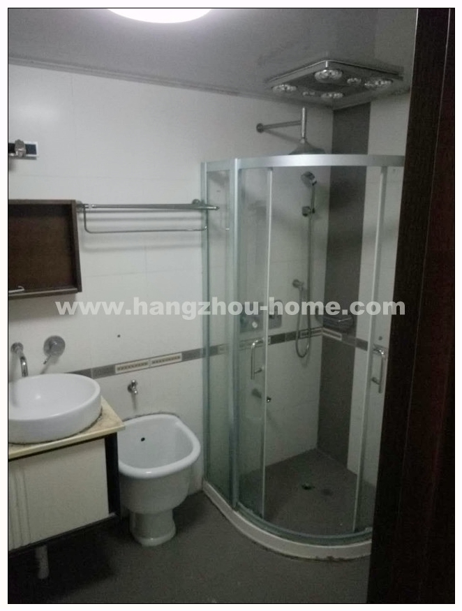 Bathrooms-Master Bathroom