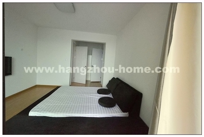 Bedrooms-Master Bedroom