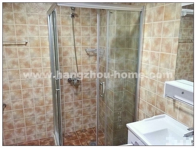 Bathrooms-Master Bathroom