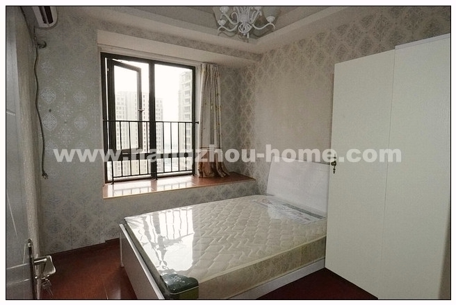 Bedrooms-Master Bedroom