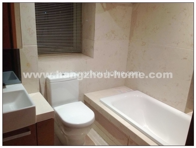 Bathrooms-Master Bathroom