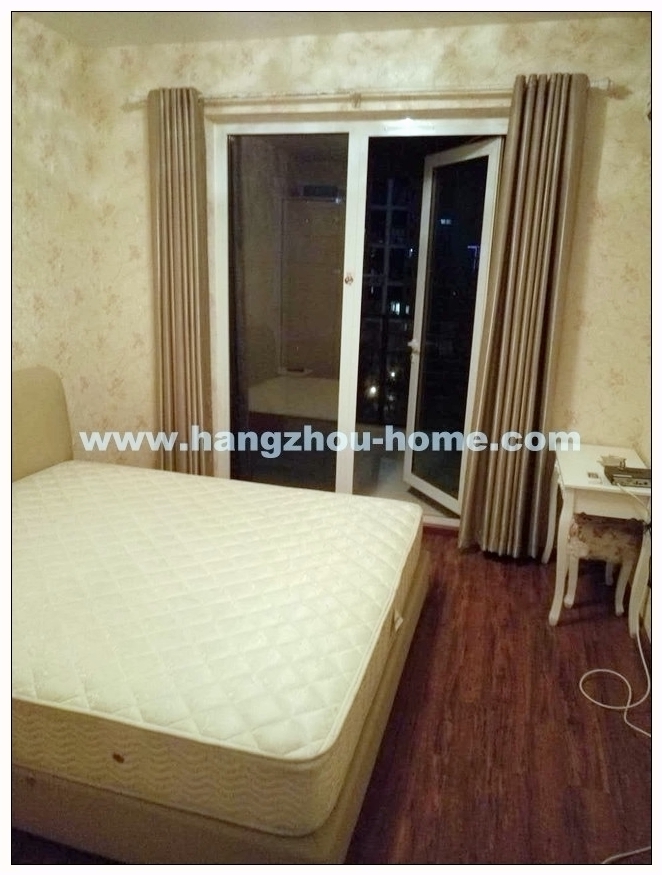 Bedrooms-Master Bedroom