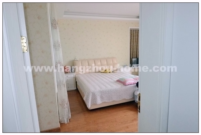 Bedrooms-Master Bedroom