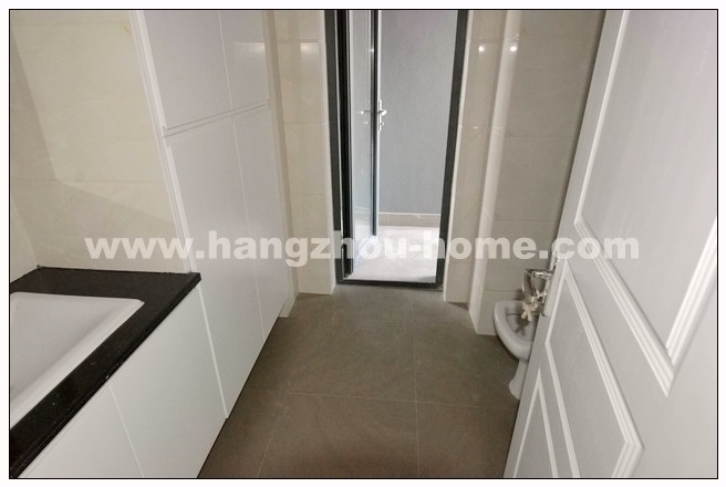 Bathrooms-2nd Bathroom