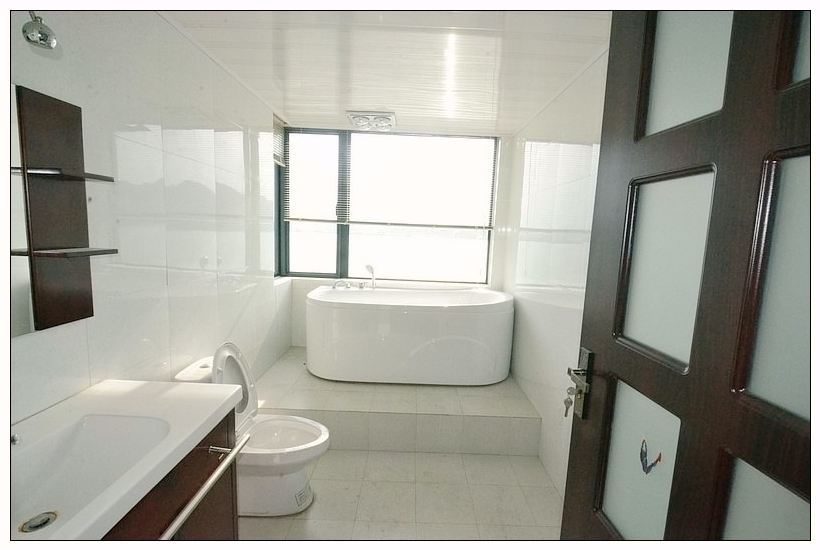 Bathrooms-Master Bathroom