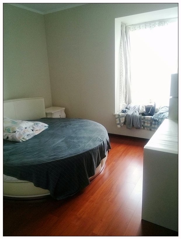 Bedrooms-Master Bedroom