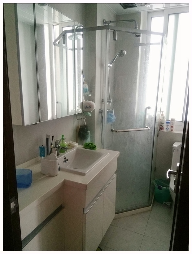 Bathrooms-2nd Bathroom