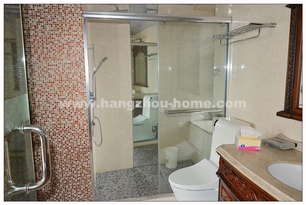 Bathrooms-Master Bathroom