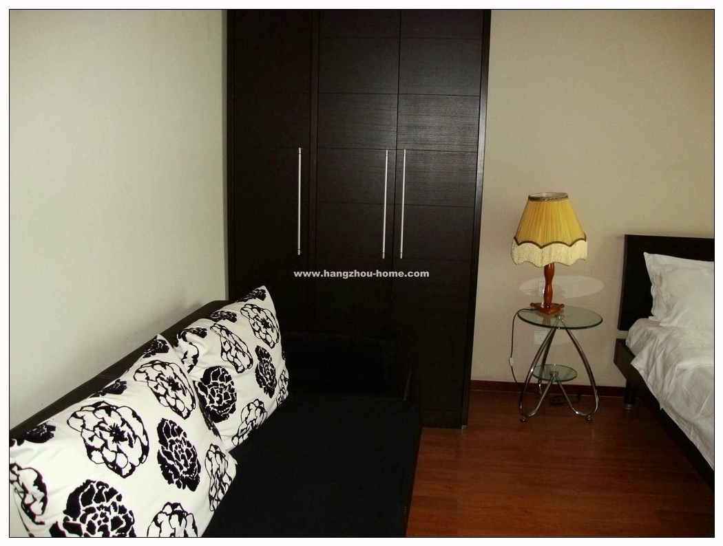 Bedrooms-Master Bedroom