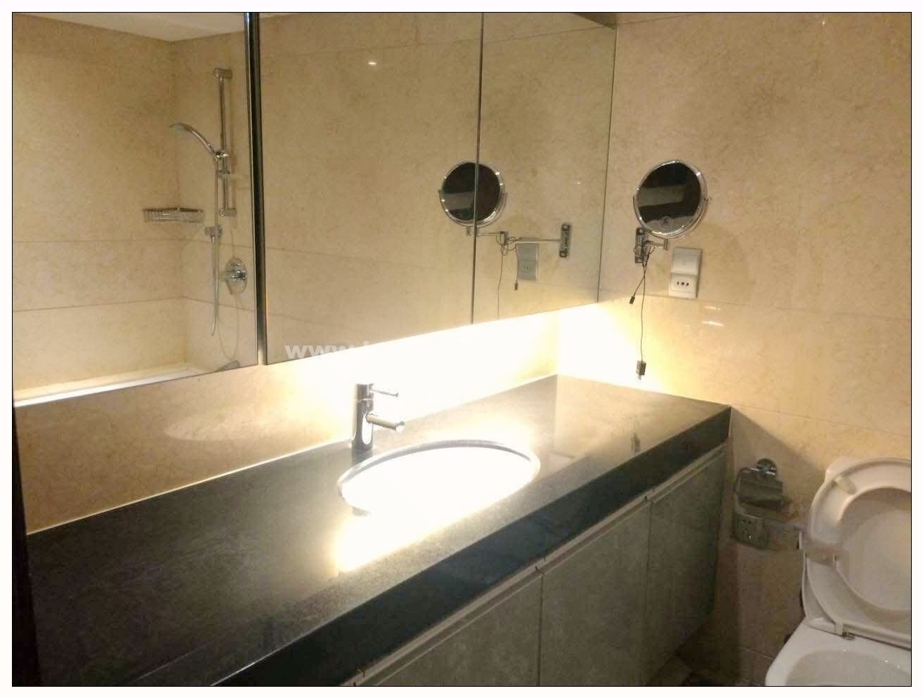 Bathrooms-Master Bathroom