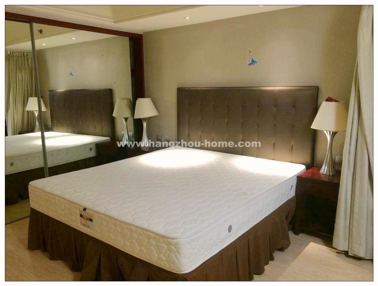 Bedrooms-Master Bedroom