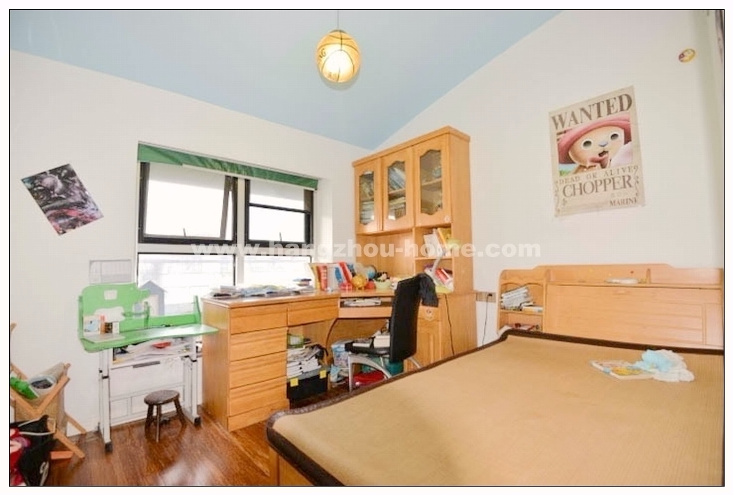 Bedrooms-2nd Bedroom
