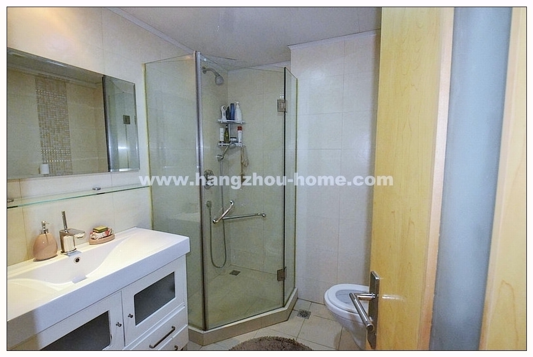 Bathrooms-2nd Bathroom