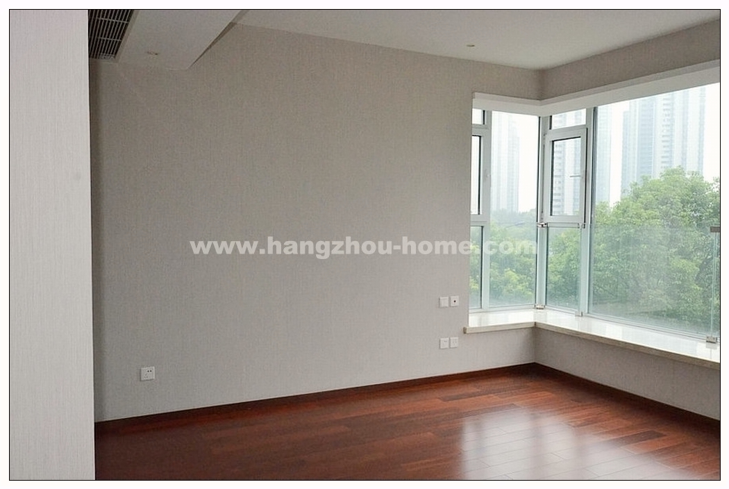 Bedrooms-2nd Bedroom