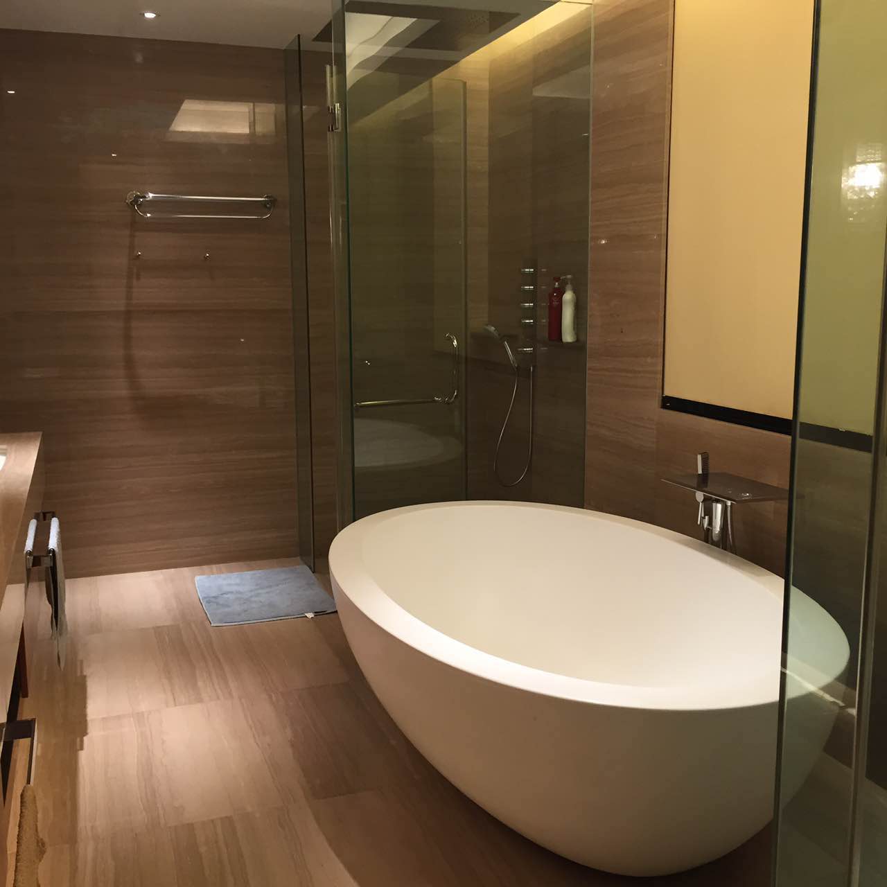 Bathrooms-Master Bathroom