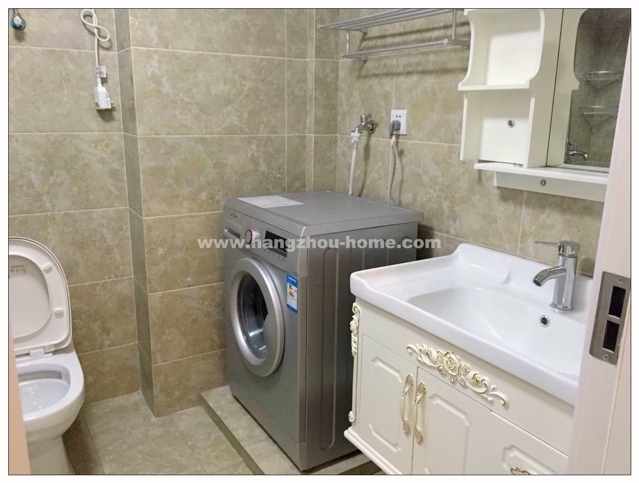 Bathrooms-Master Bathroom