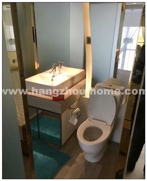 Bathrooms-Master Bathroom