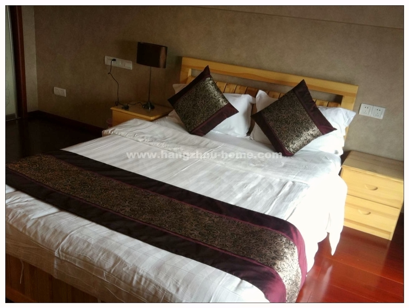 Bedrooms-Master Bedroom