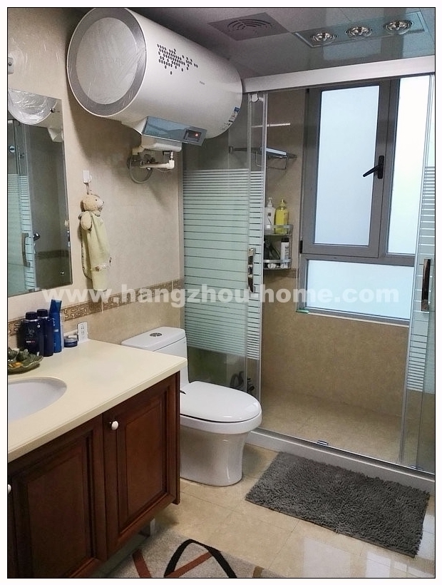 Bathrooms-Master Bathroom