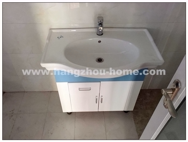 Bathrooms-Master Bathroom