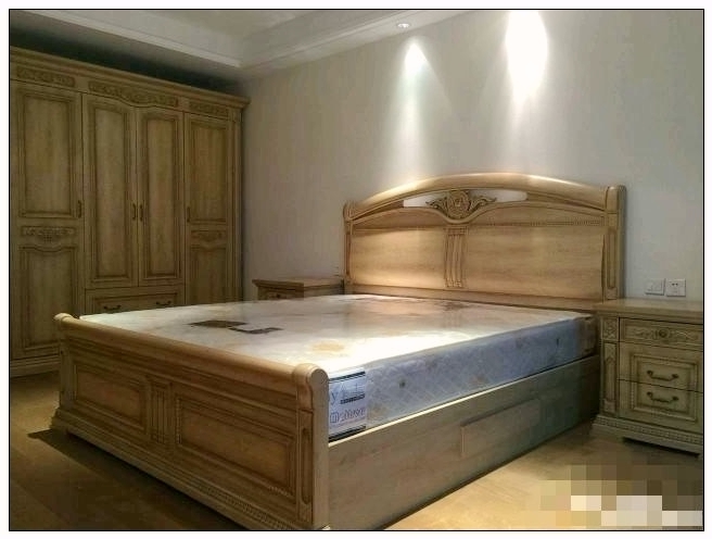 Bedrooms-Master Bedroom