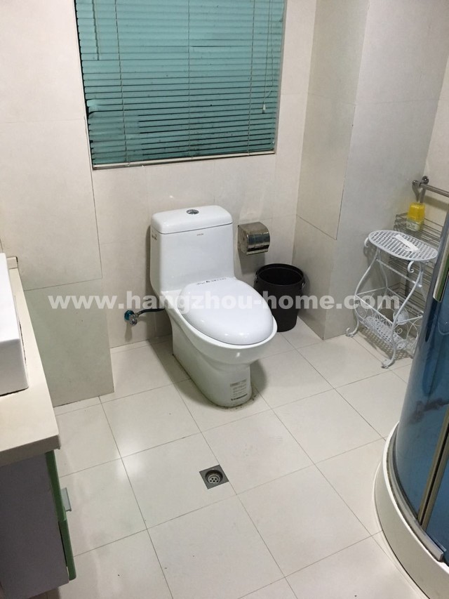 Bathrooms-2nd Bathroom