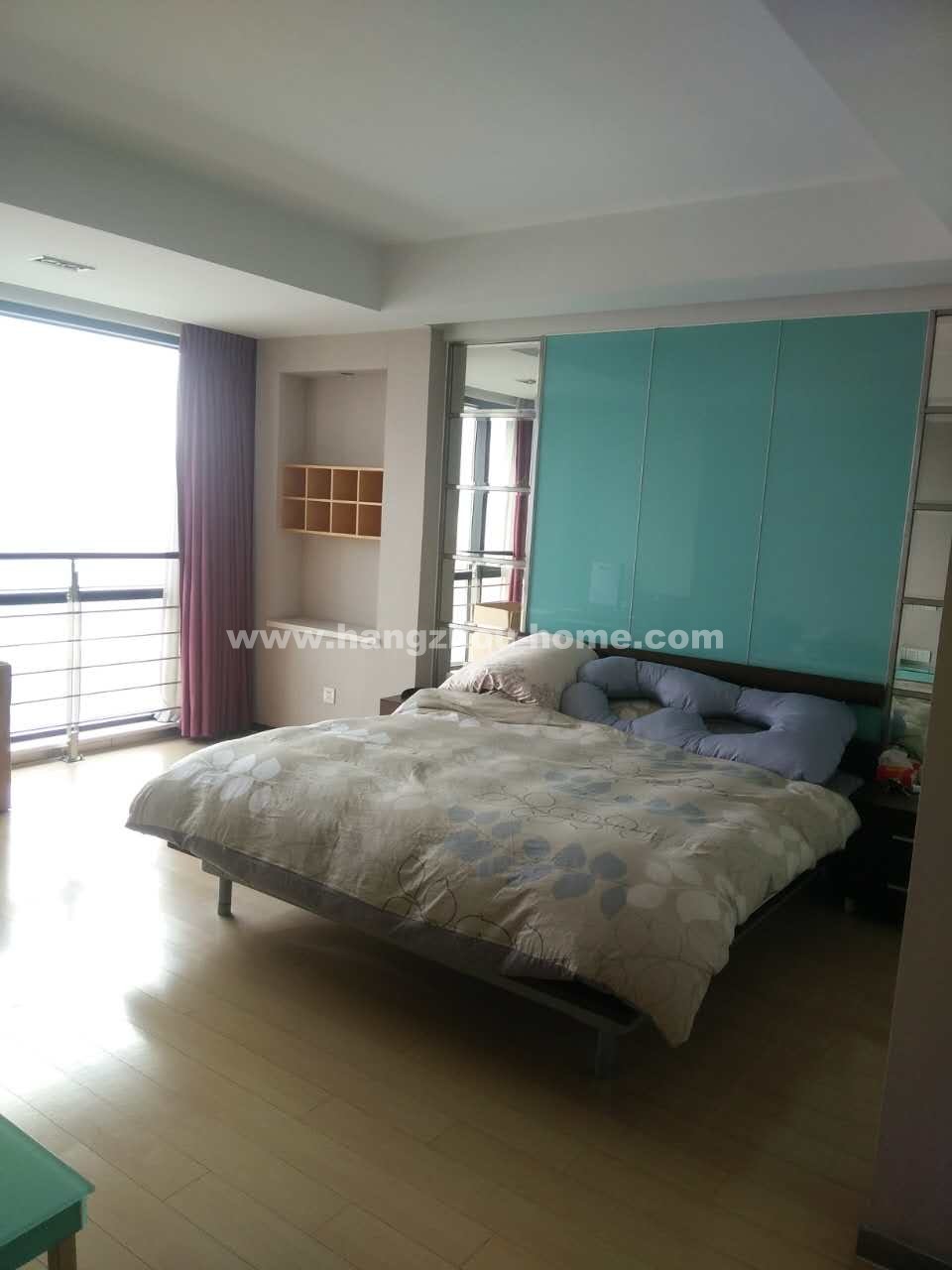 Bedrooms-Master Bedroom