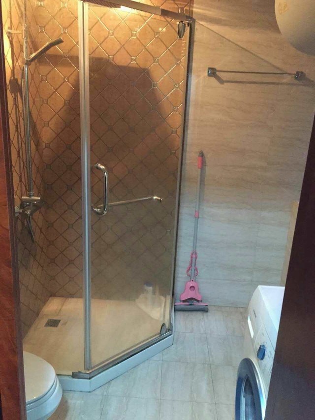 Bathrooms-Master Bathroom