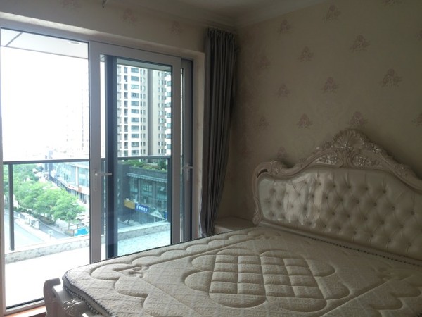 Bedrooms-Master Bedroom