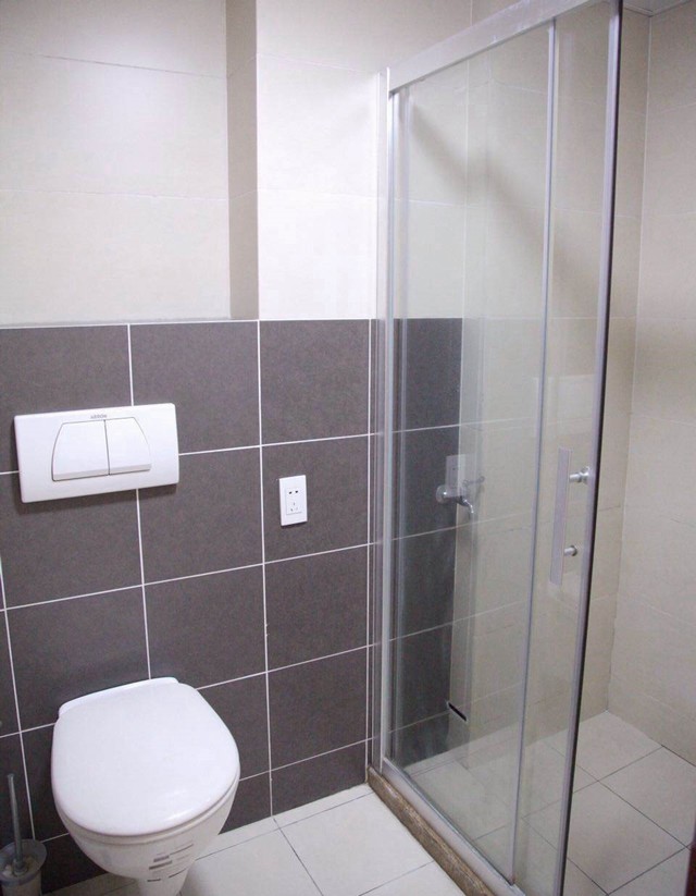Bathrooms-2nd Bathroom