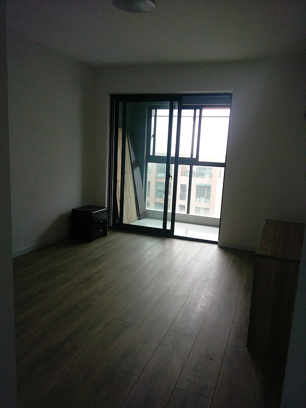 Bedrooms-Master Bedroom