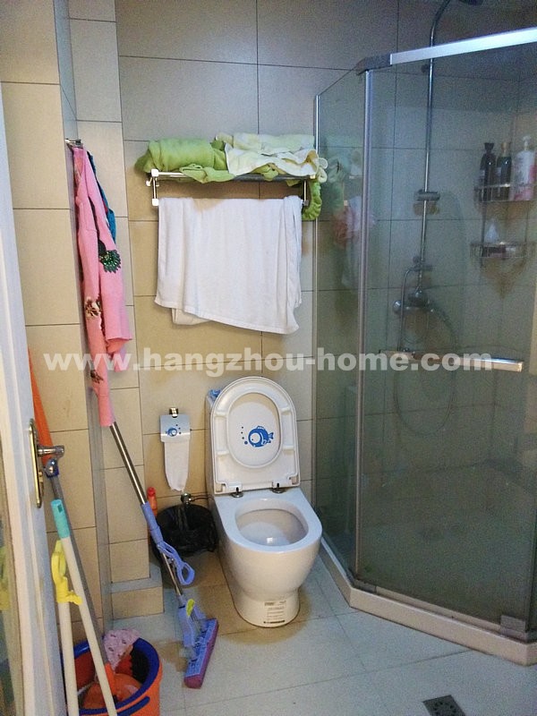 Bathrooms-Master Bathroom