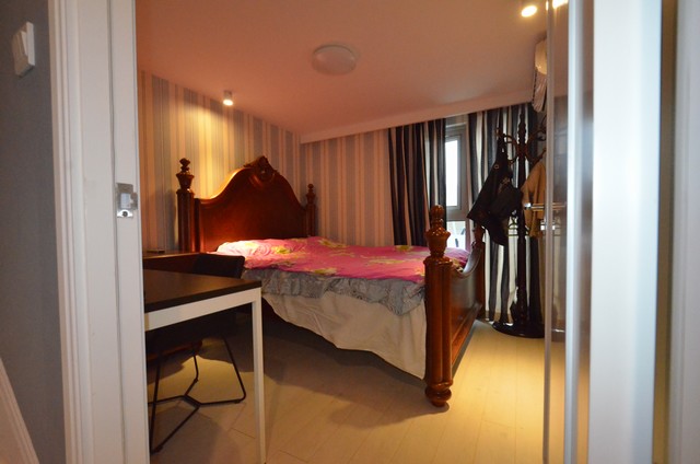 Bedrooms-Master Bedroom