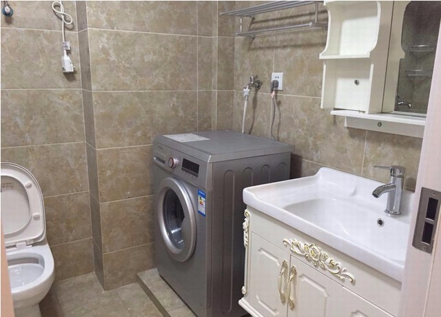 Bathrooms-Master Bathroom