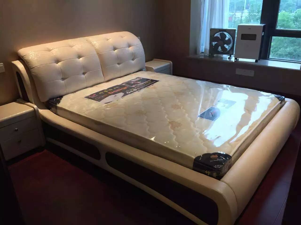Bedrooms-Master Bedroom