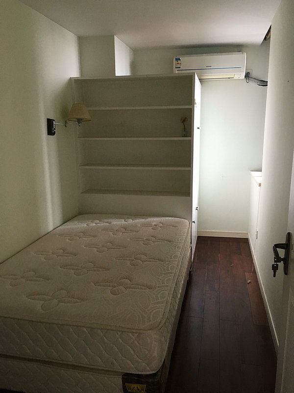 Bedrooms-2nd Bedroom